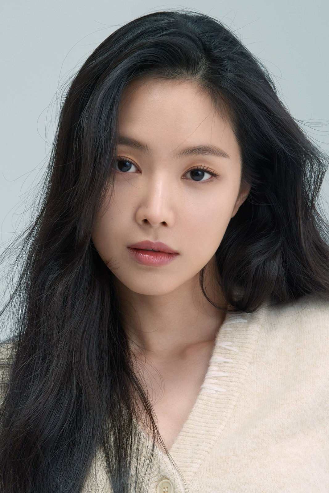 Son Na-eun's poster