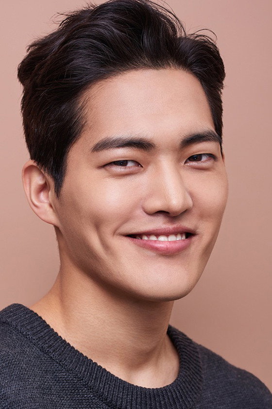 Kim Gun-woo's poster