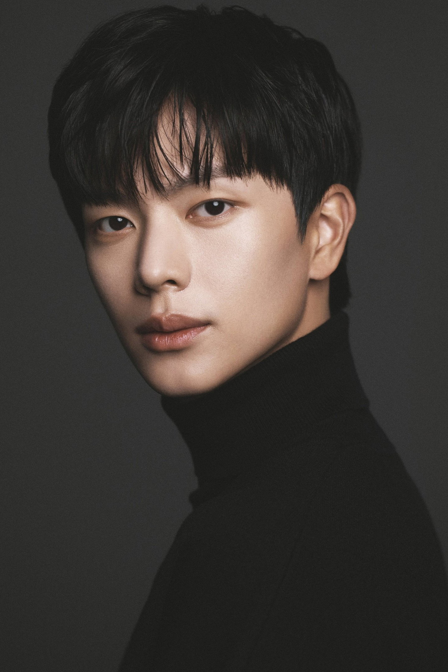 Yook Sung-jae's poster