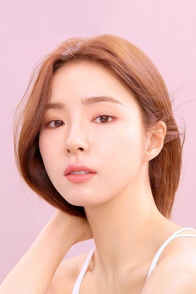 Shin Sae-kyeong's poster