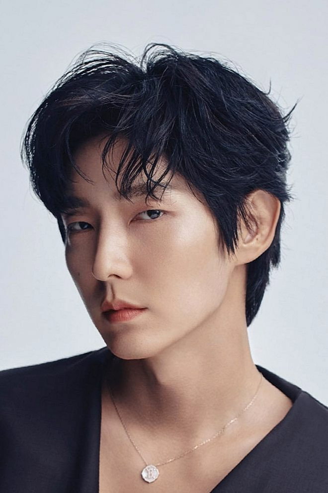Lee Joon-gi's poster