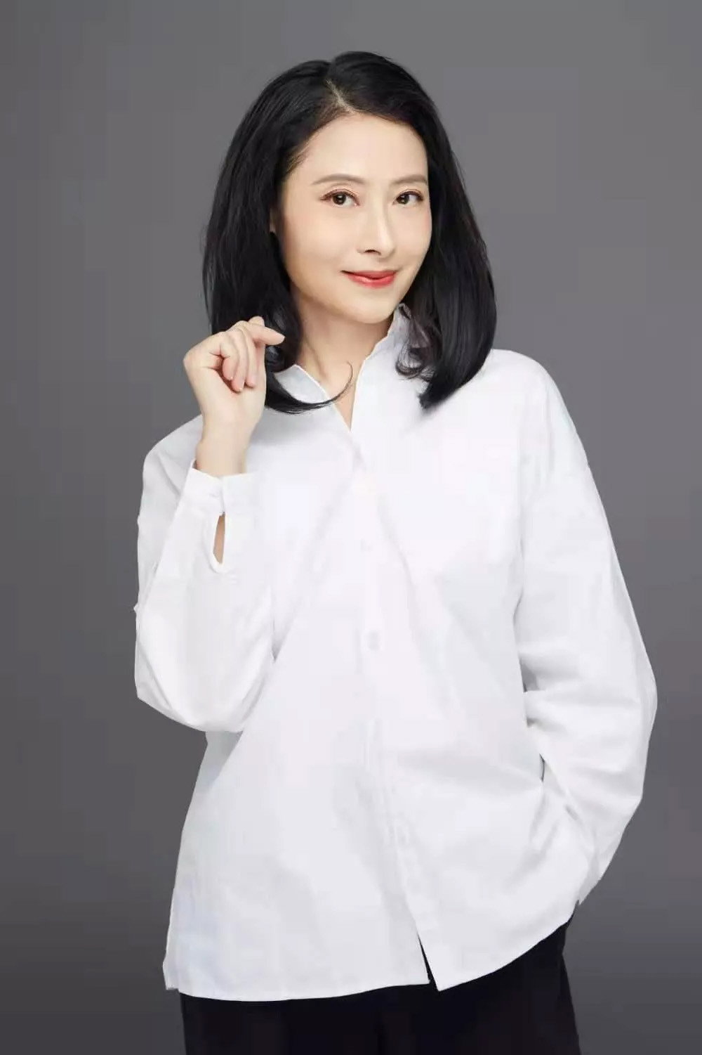 Deng Yuting's poster