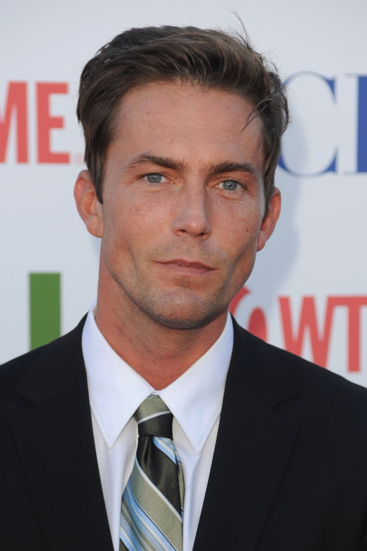 Desmond Harrington's poster