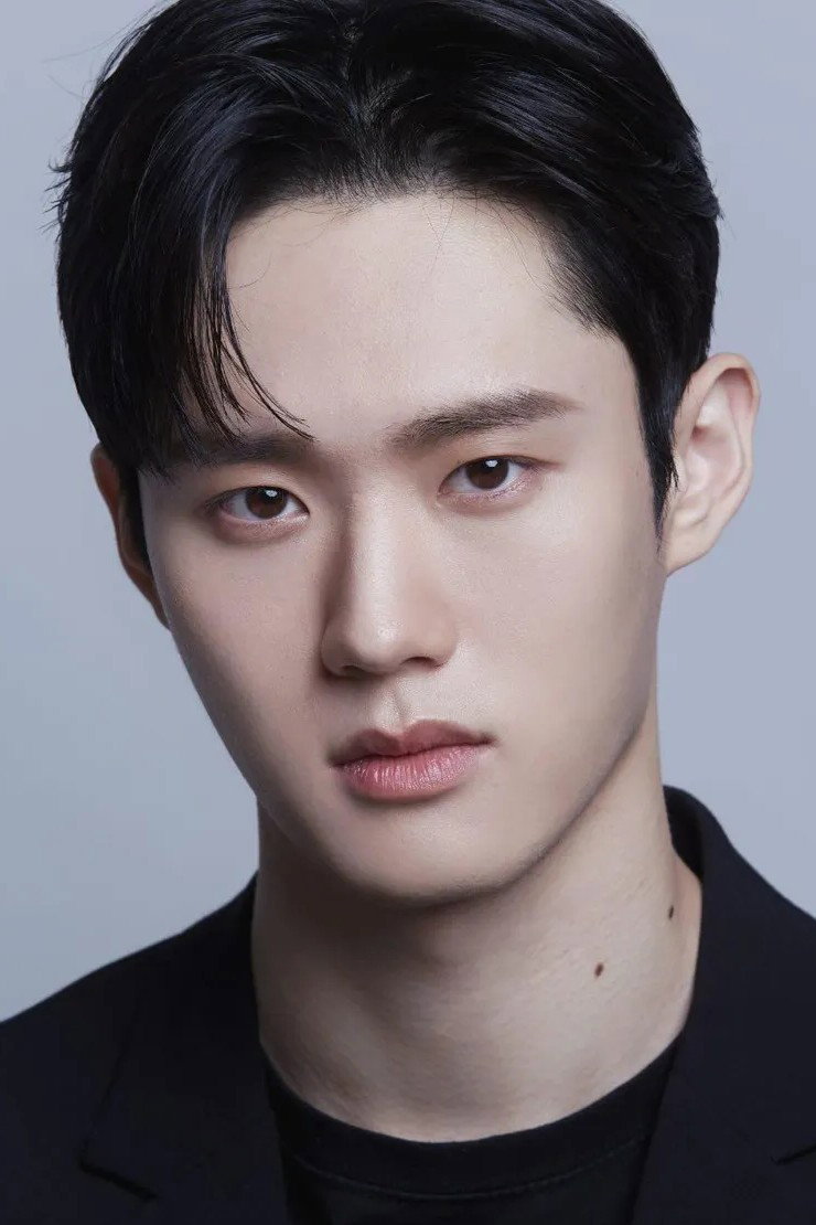 Seo Bo Seong's poster