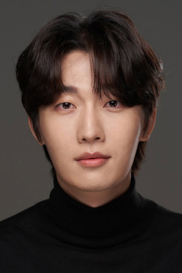 Yoon Jun-won's poster