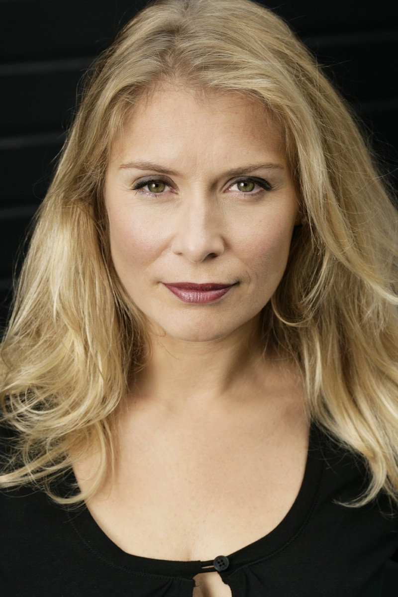 Elle van Rijn's poster
