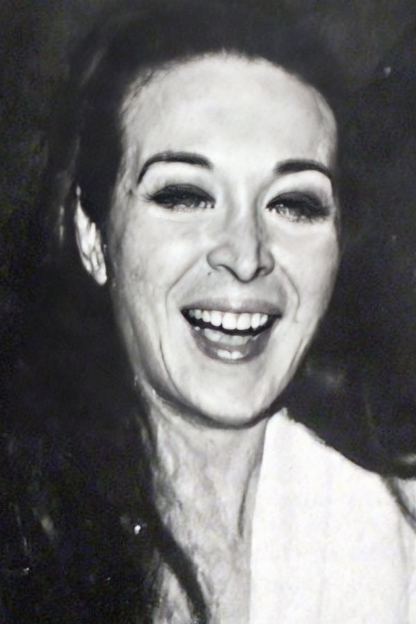 Mabel Manzotti's poster