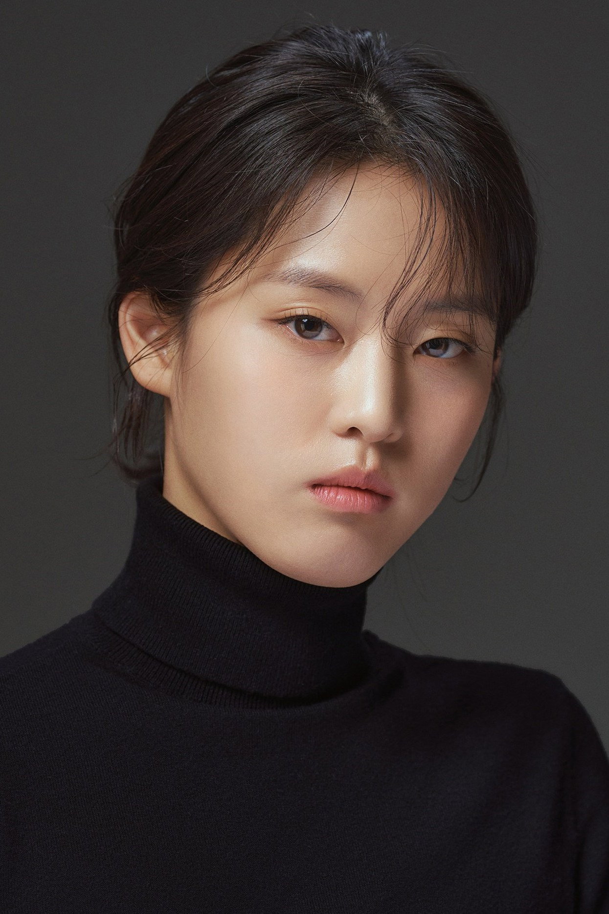 Lee Yeon's poster