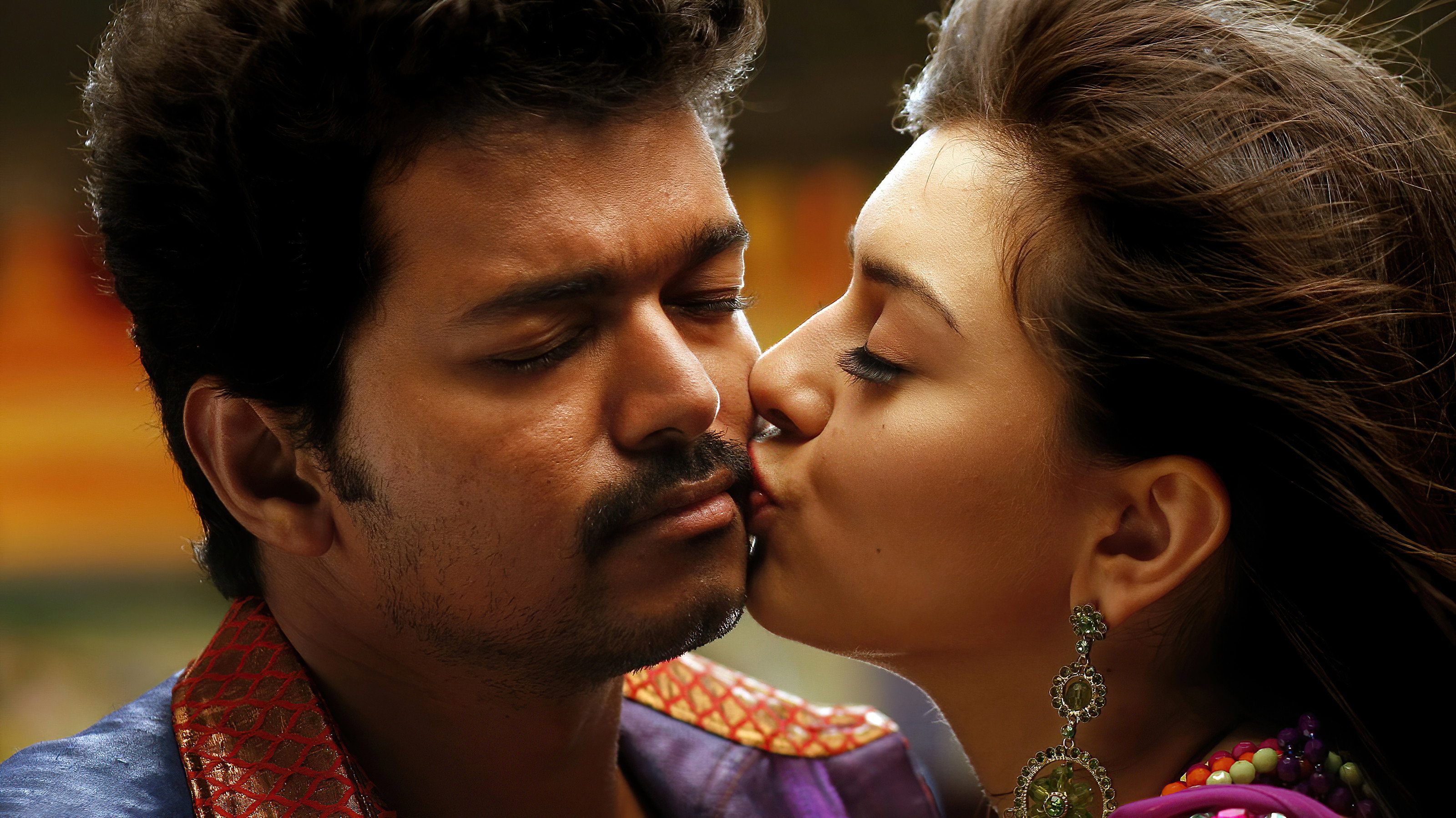 Velayudham's poster