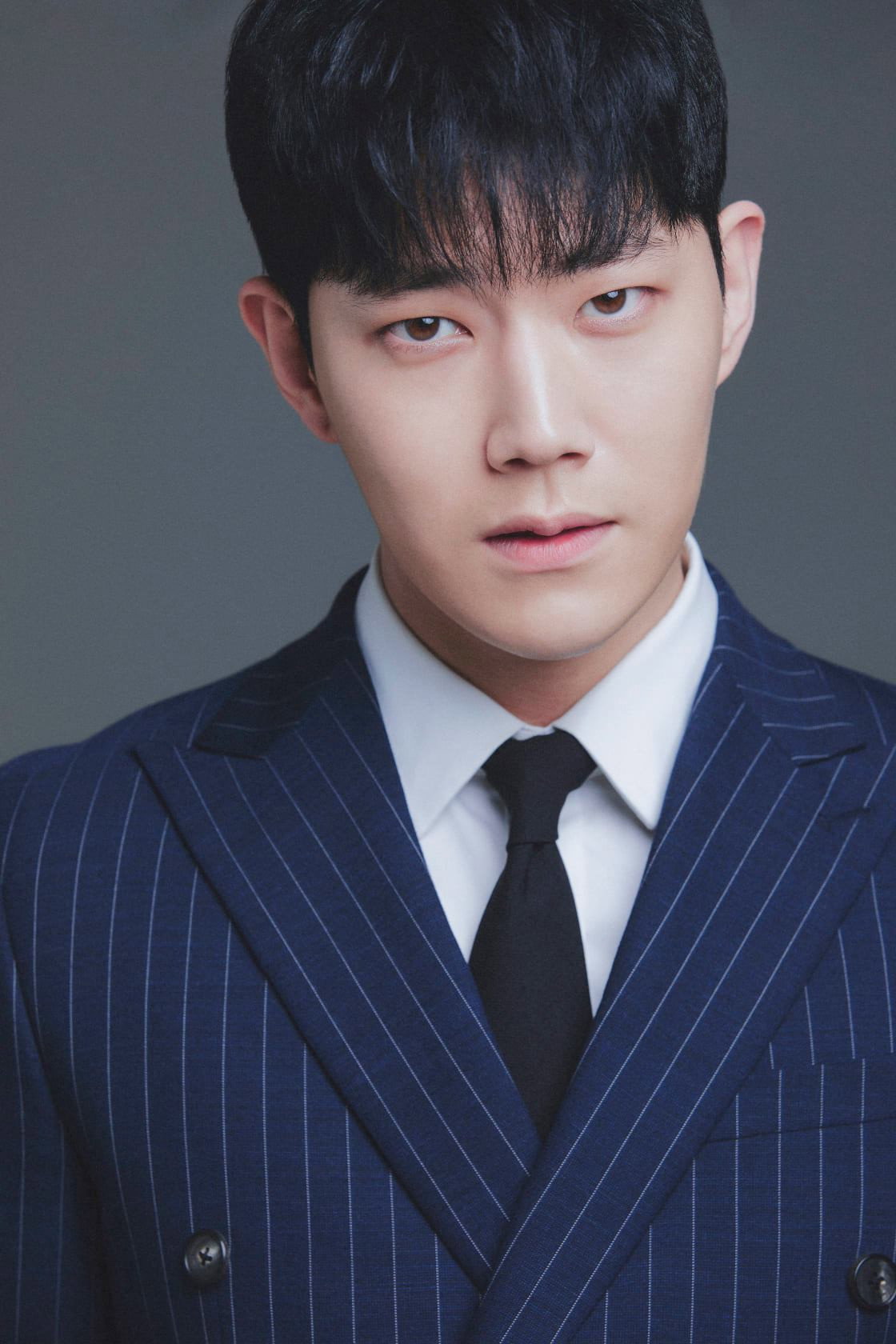Dong Ha's poster