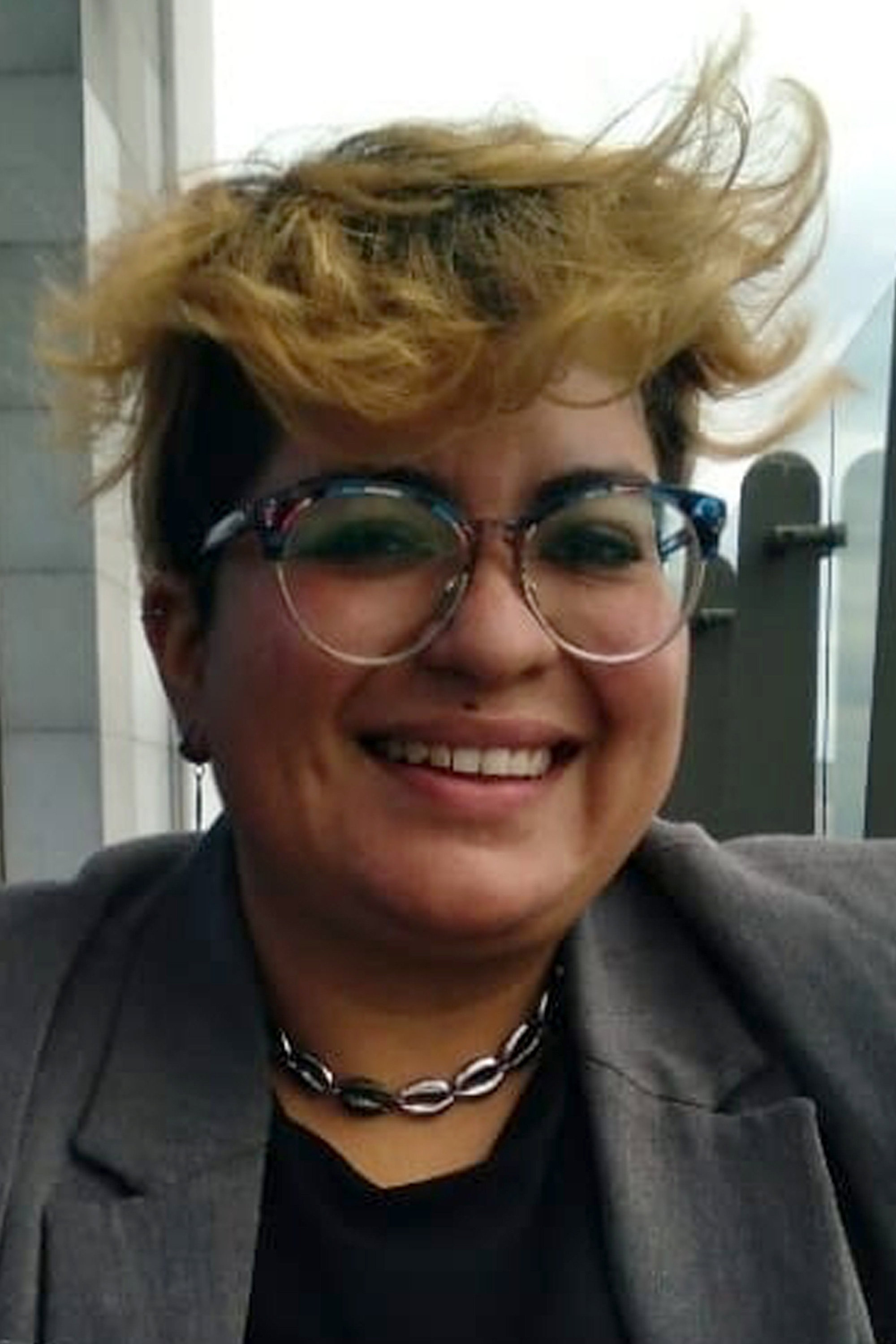 Karen Ramírez's poster