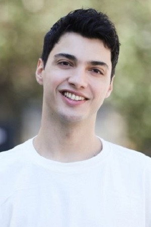 Ejder Özkarsligil's poster