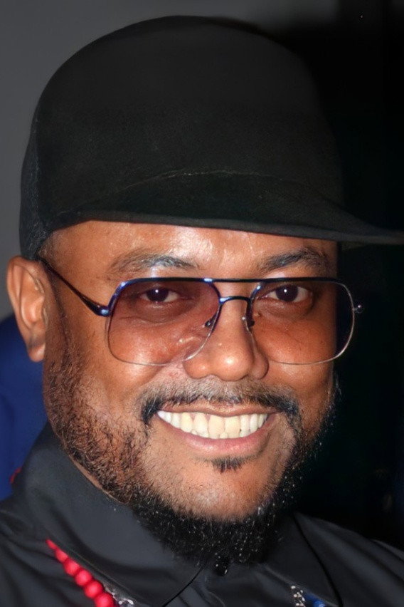 Apl.de.Ap's poster