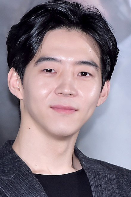 Park Yu-hwan's poster