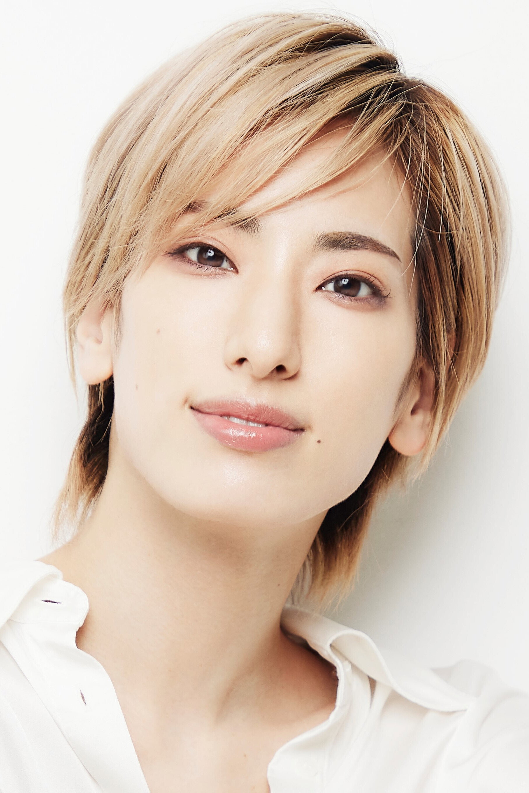 Ray Yuzuka's poster