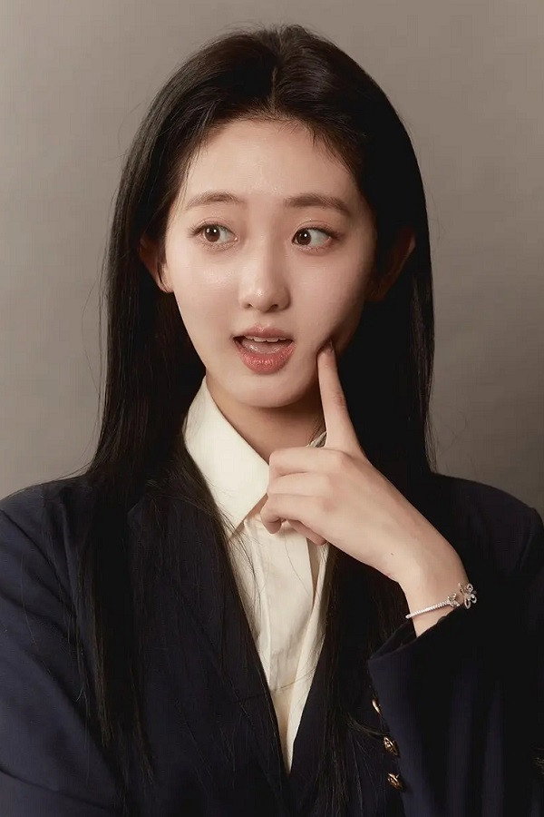 Qu Meng Ting's poster
