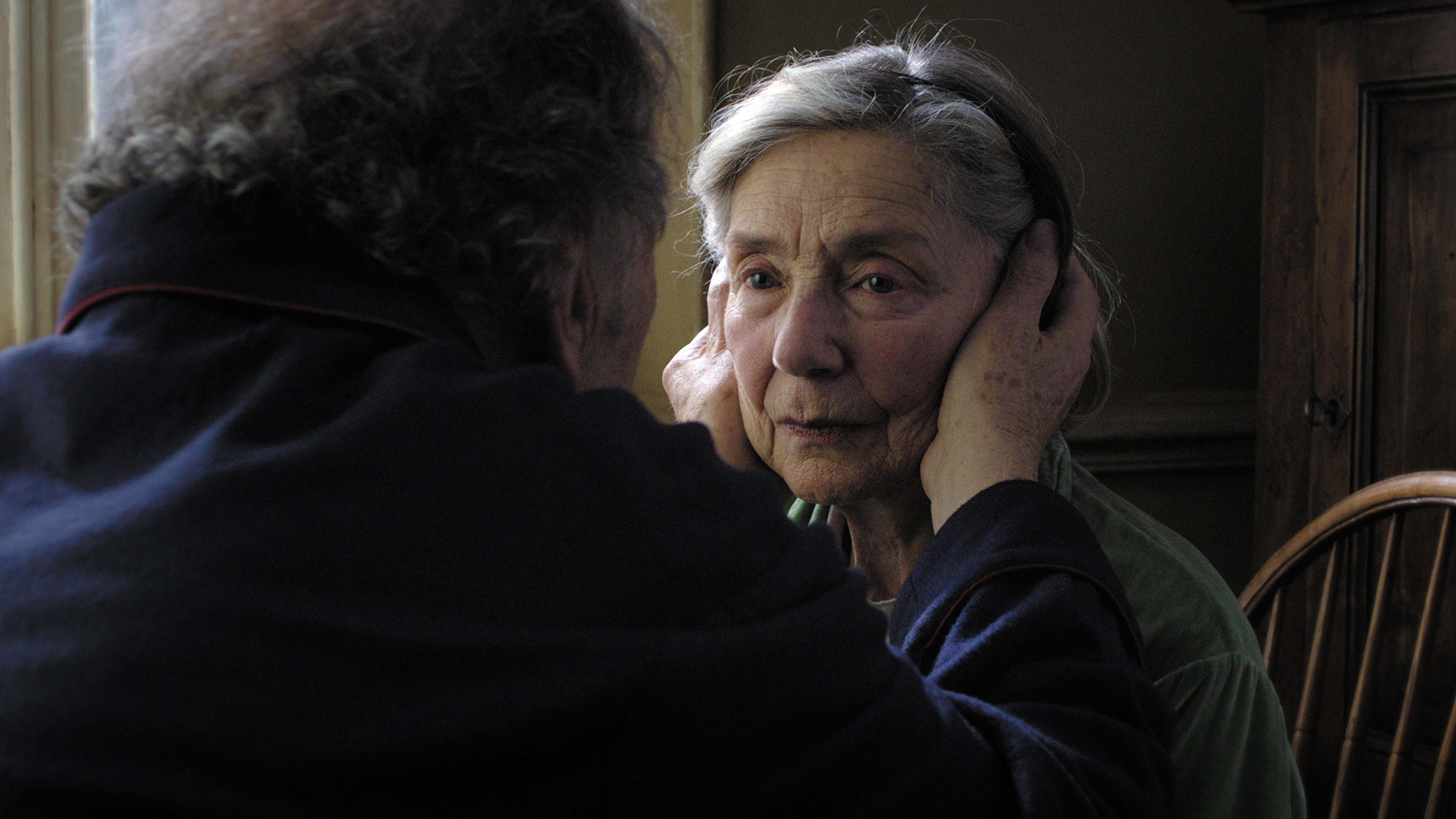Amour's poster