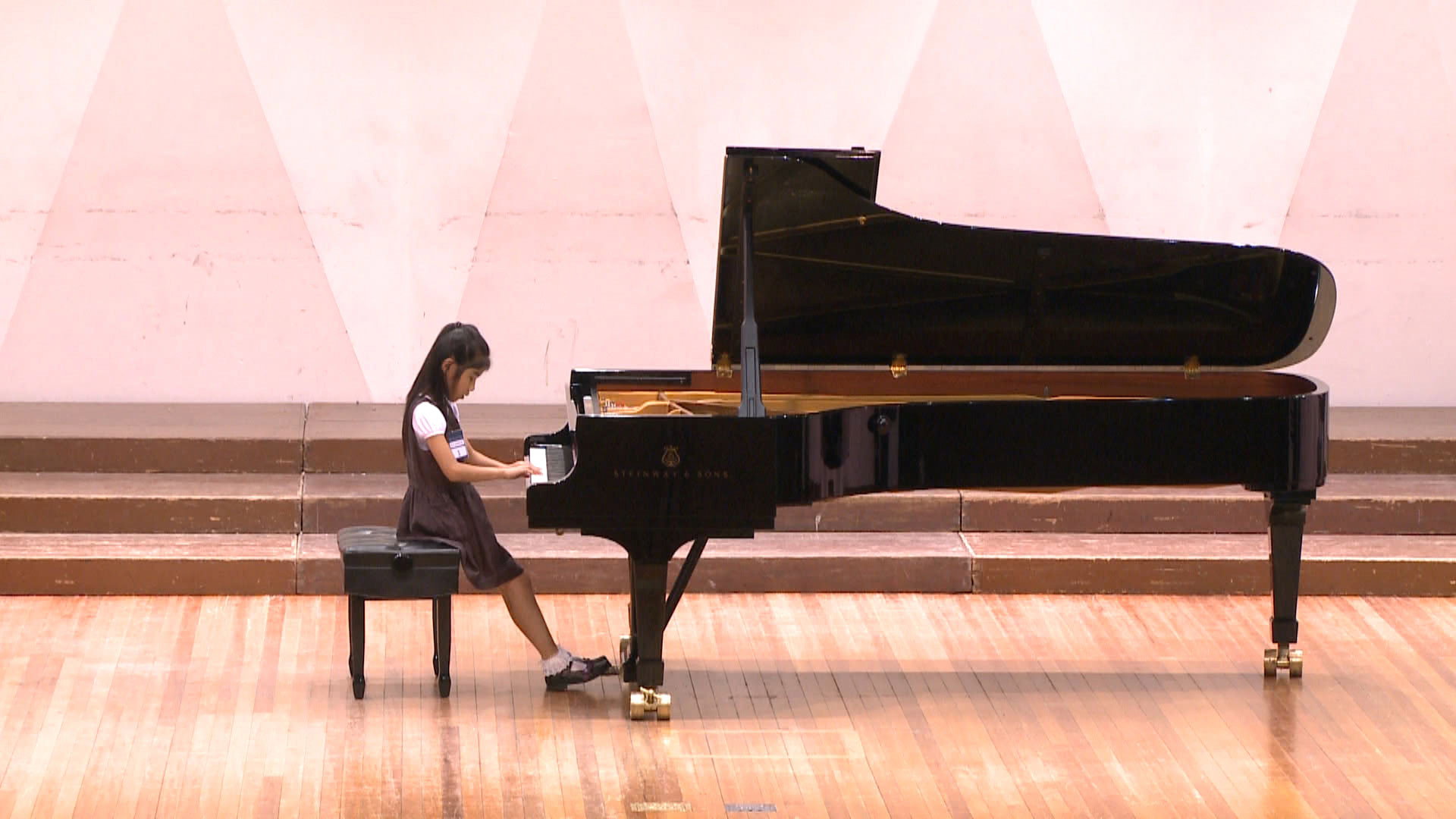 Miracles on the Piano's poster