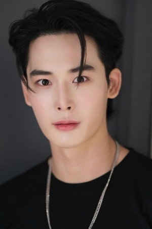 Choi Seung-ho's poster