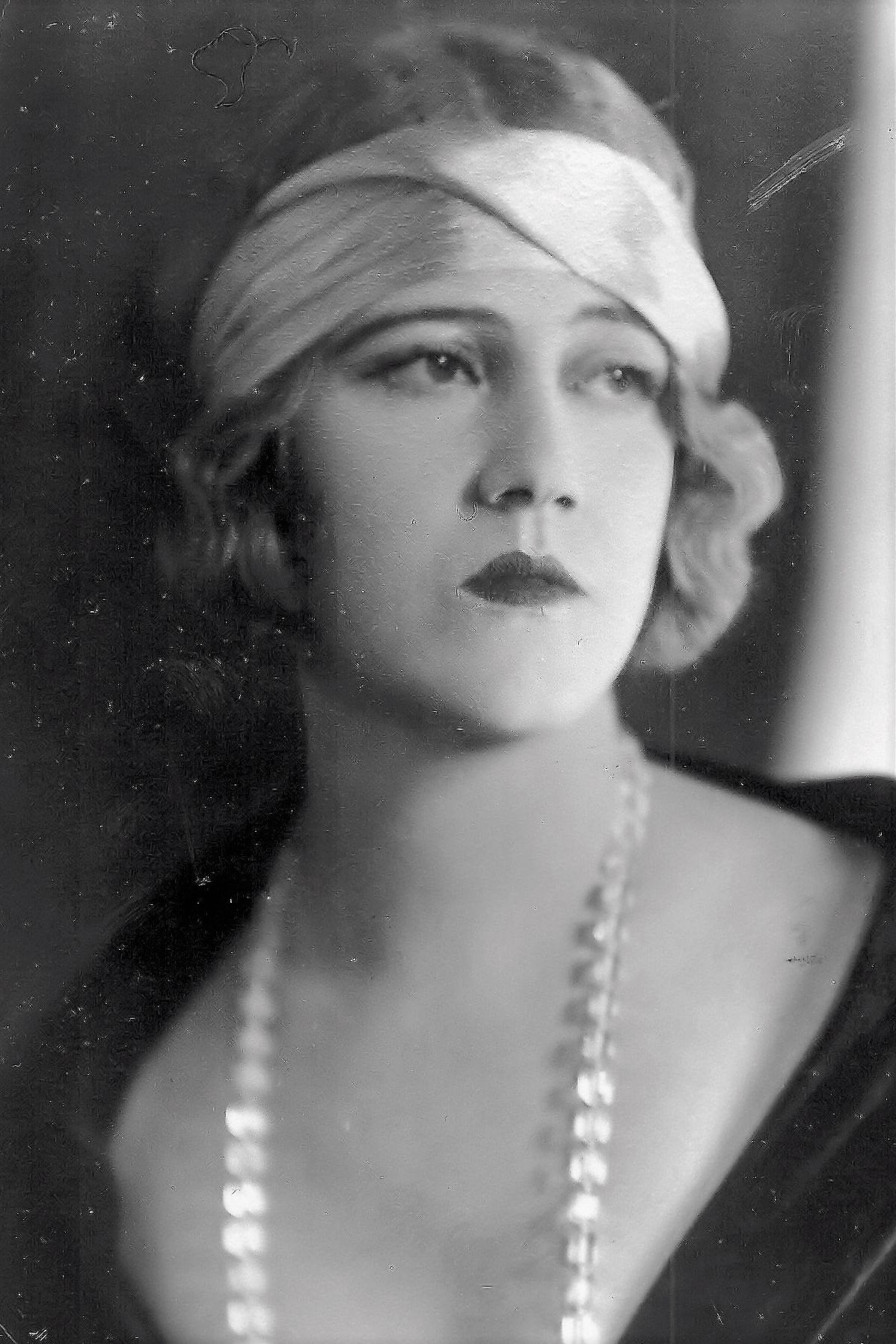 Maude Wayne's poster