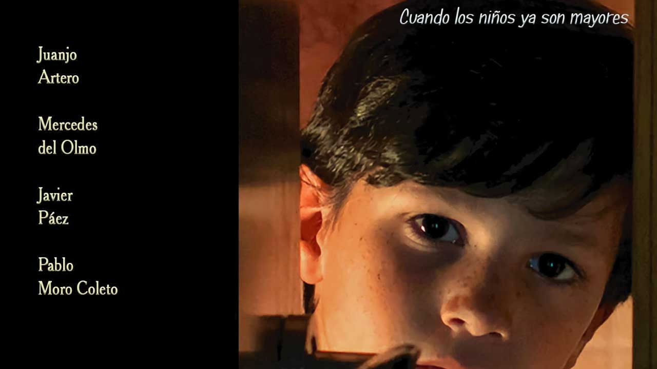 UN NIÑO ESCUCHA's poster