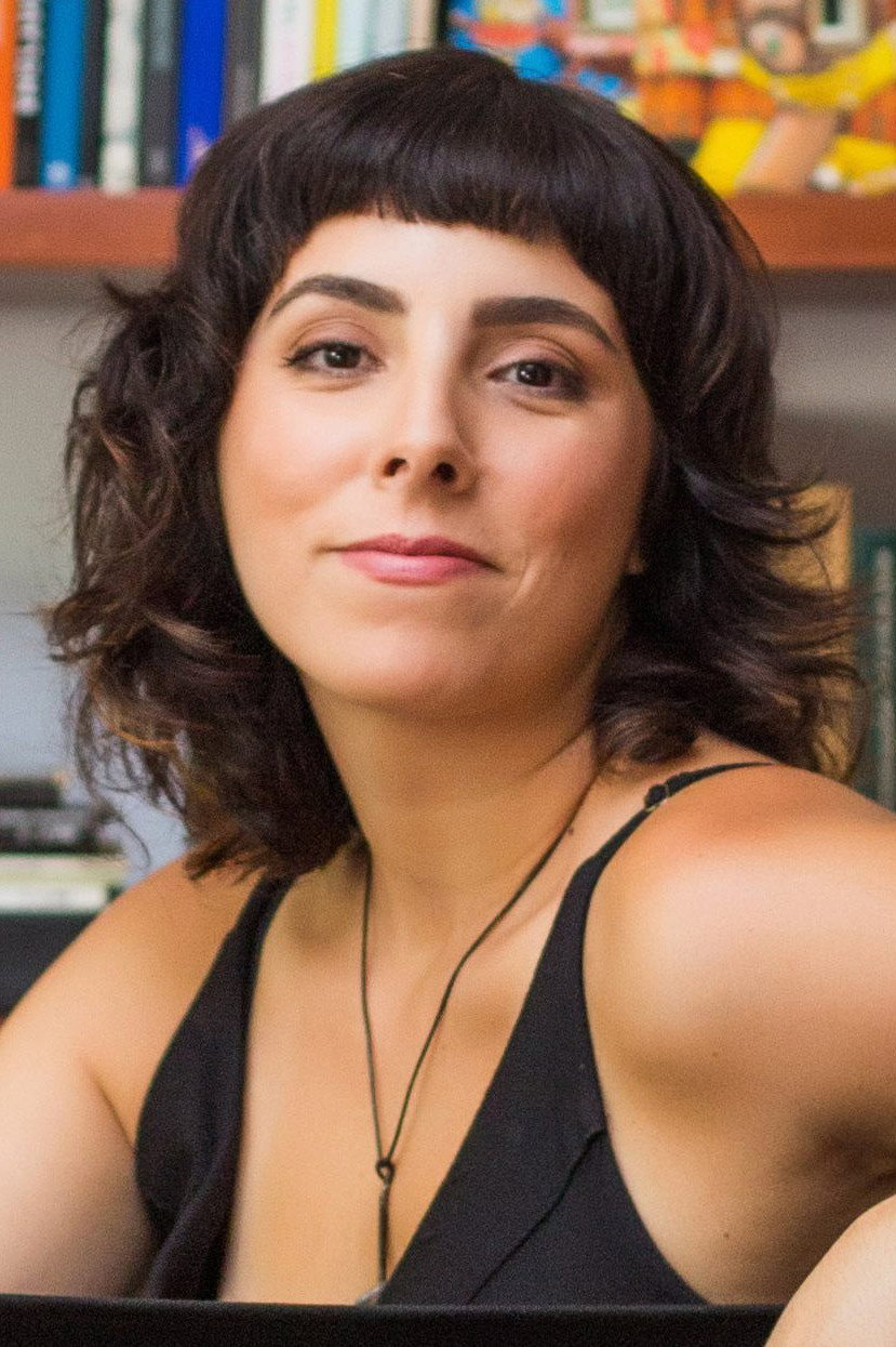Julia Rezende's poster