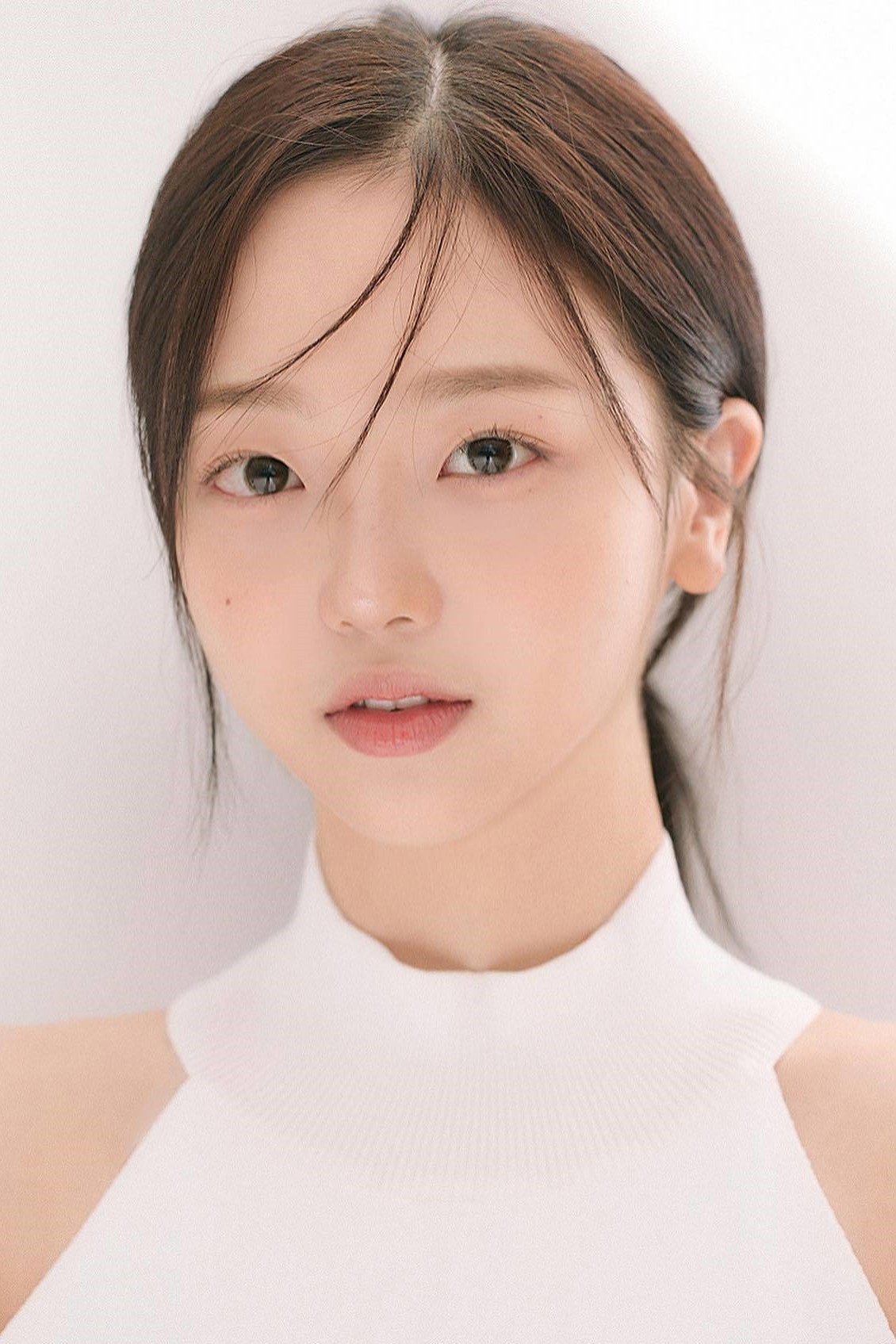 Lee So-won's poster