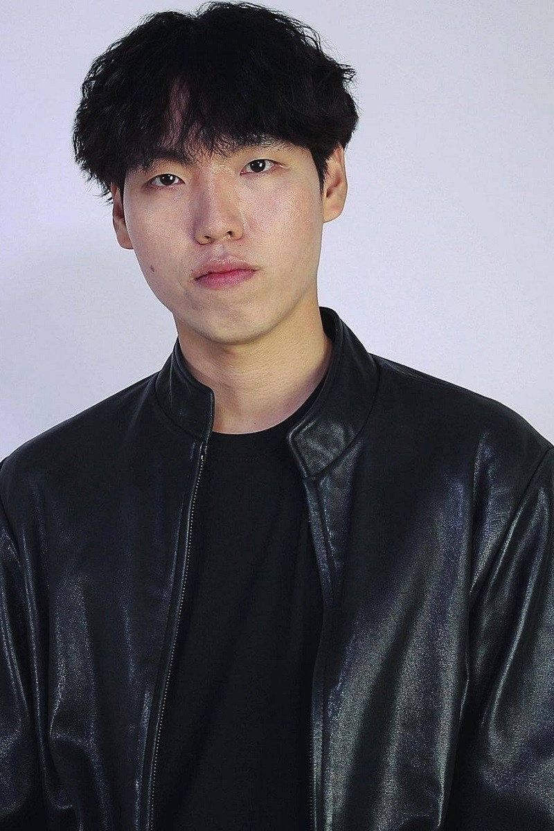 Han Kook In's poster