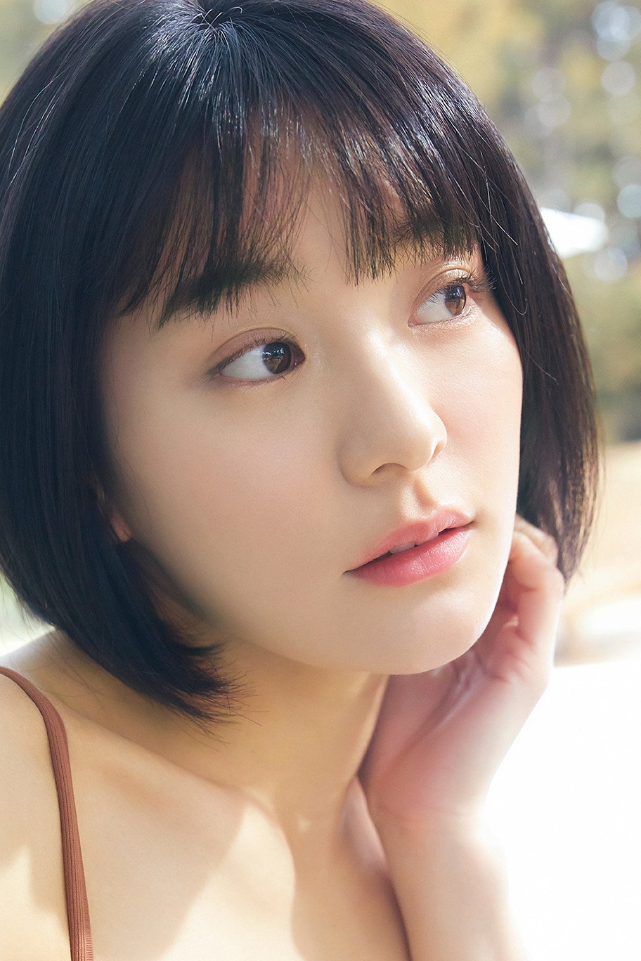 Momoko Arata's poster
