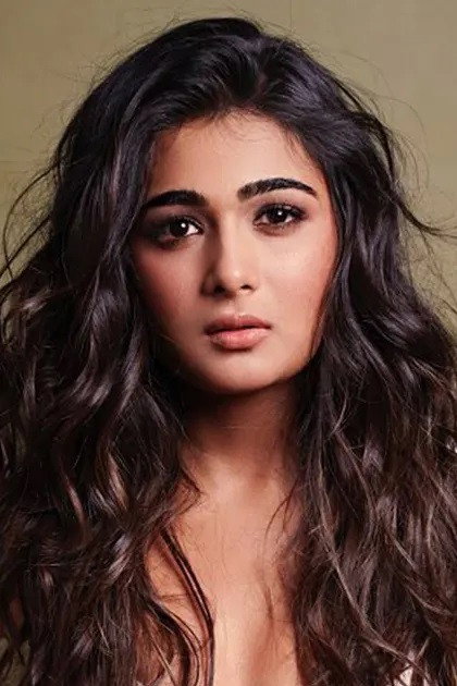 Shalini Pandey's poster