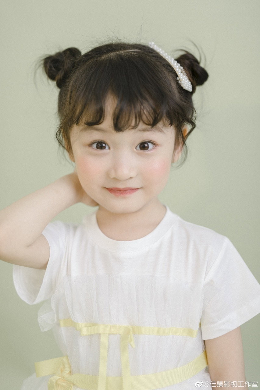 Chen Yuxi's poster