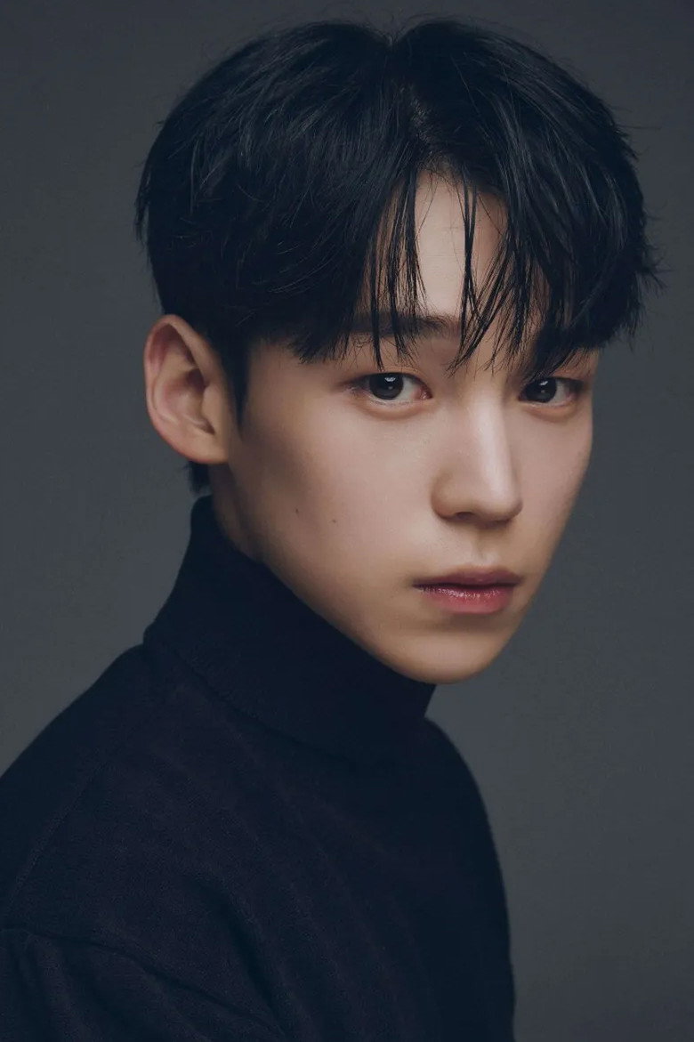 Chun Woo-jin's poster