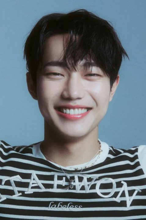 Cho Jun-young's poster