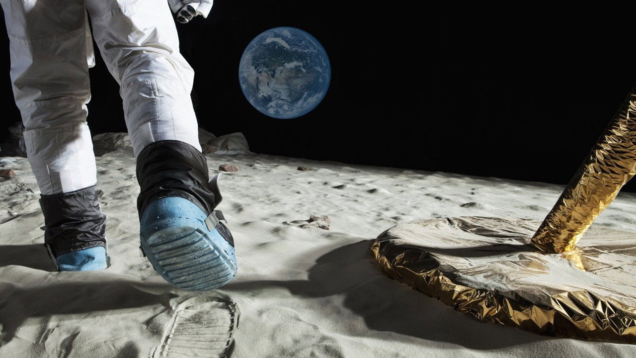 Project Artemis: Back to the Moon's poster