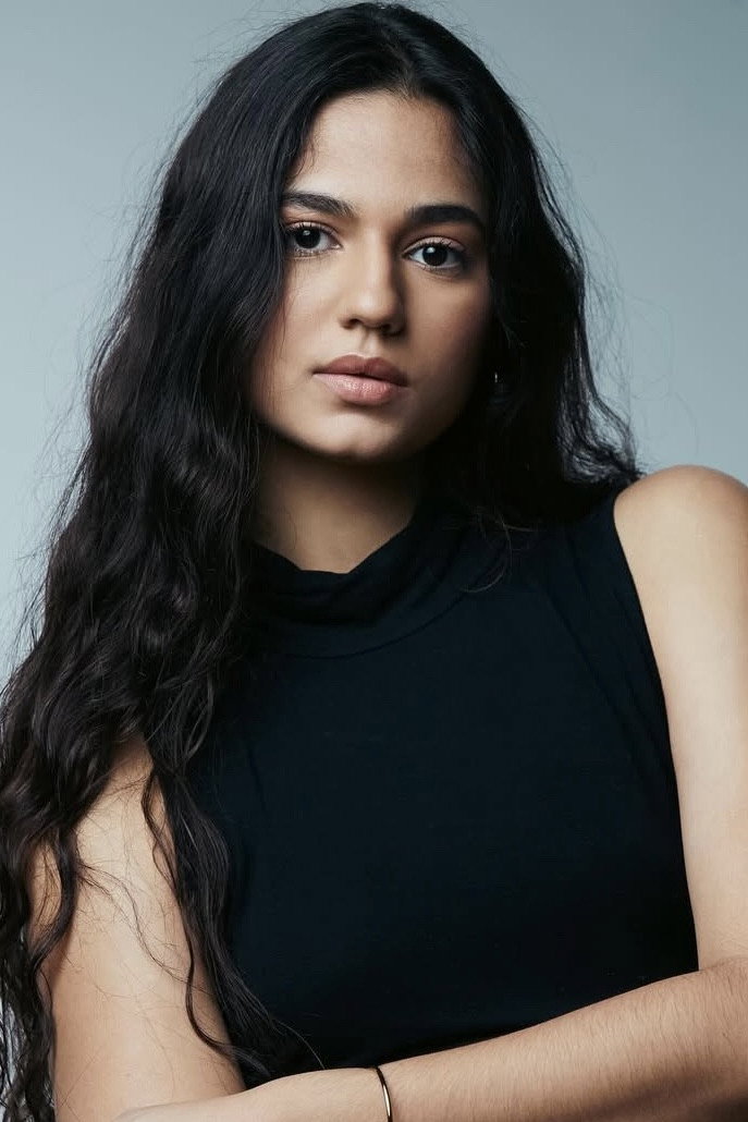 Camila Issa's poster