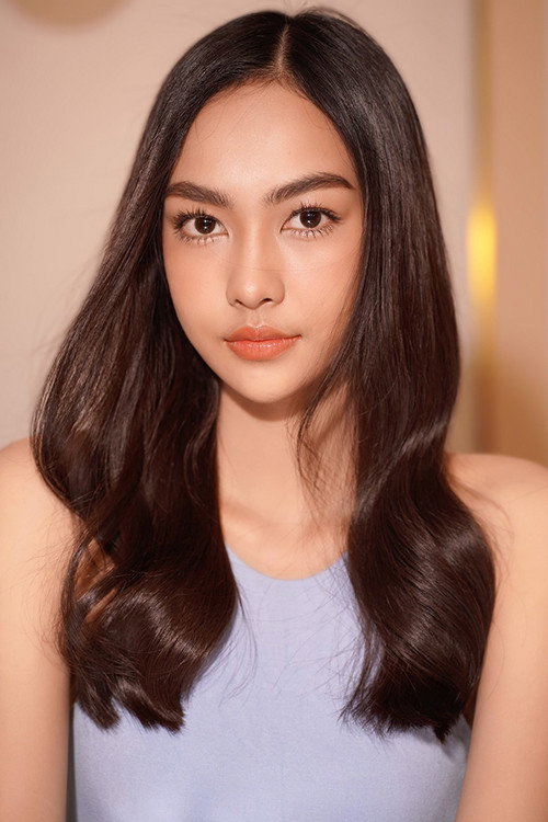 Sasina Phanomthornnitkul's poster