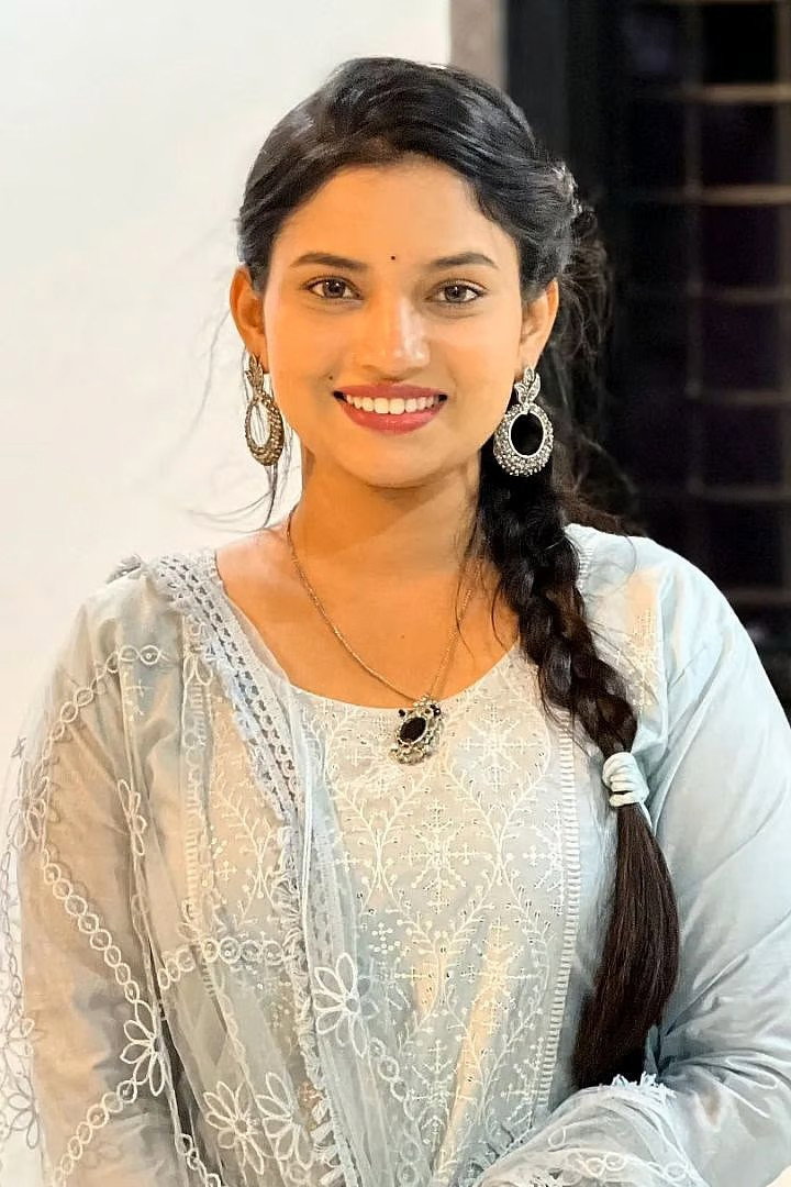 Rajeshwari Kharat's poster