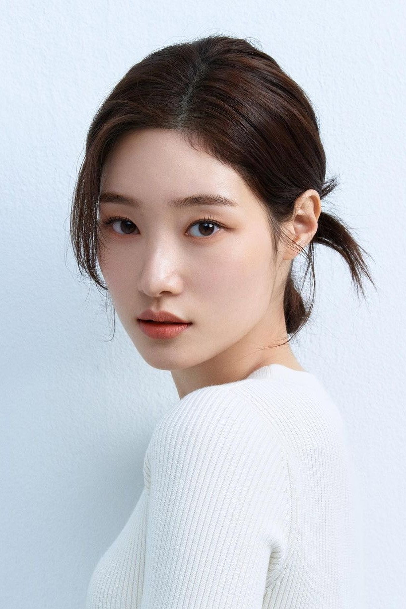 Jung Chae-yeon's poster