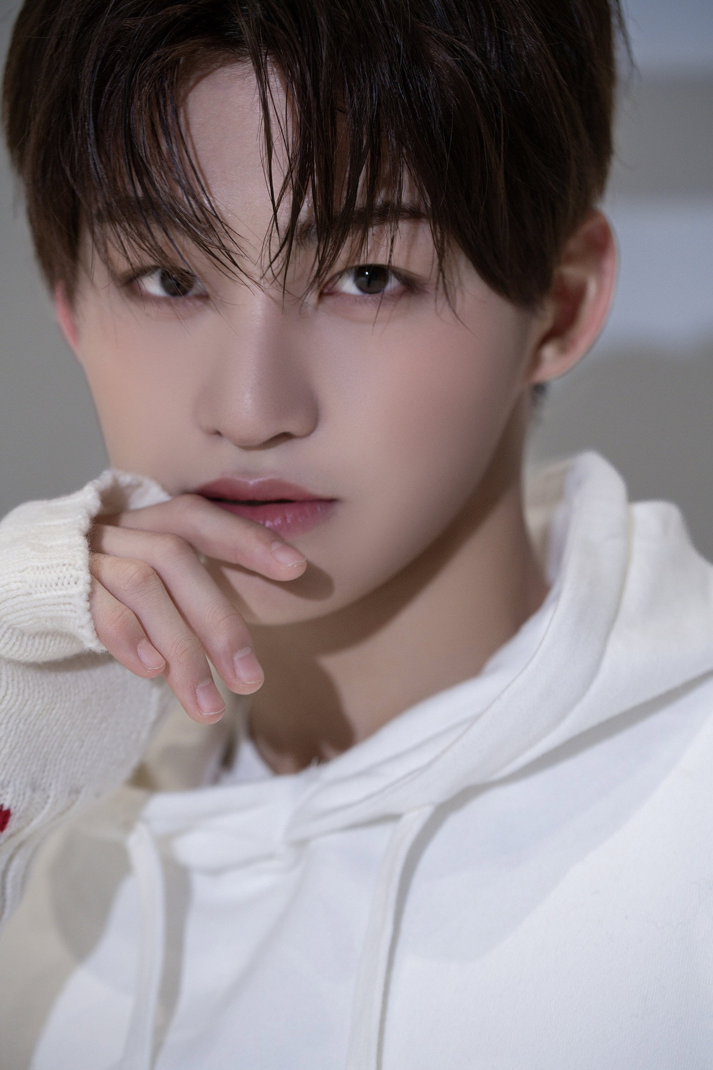 Jihoon's poster
