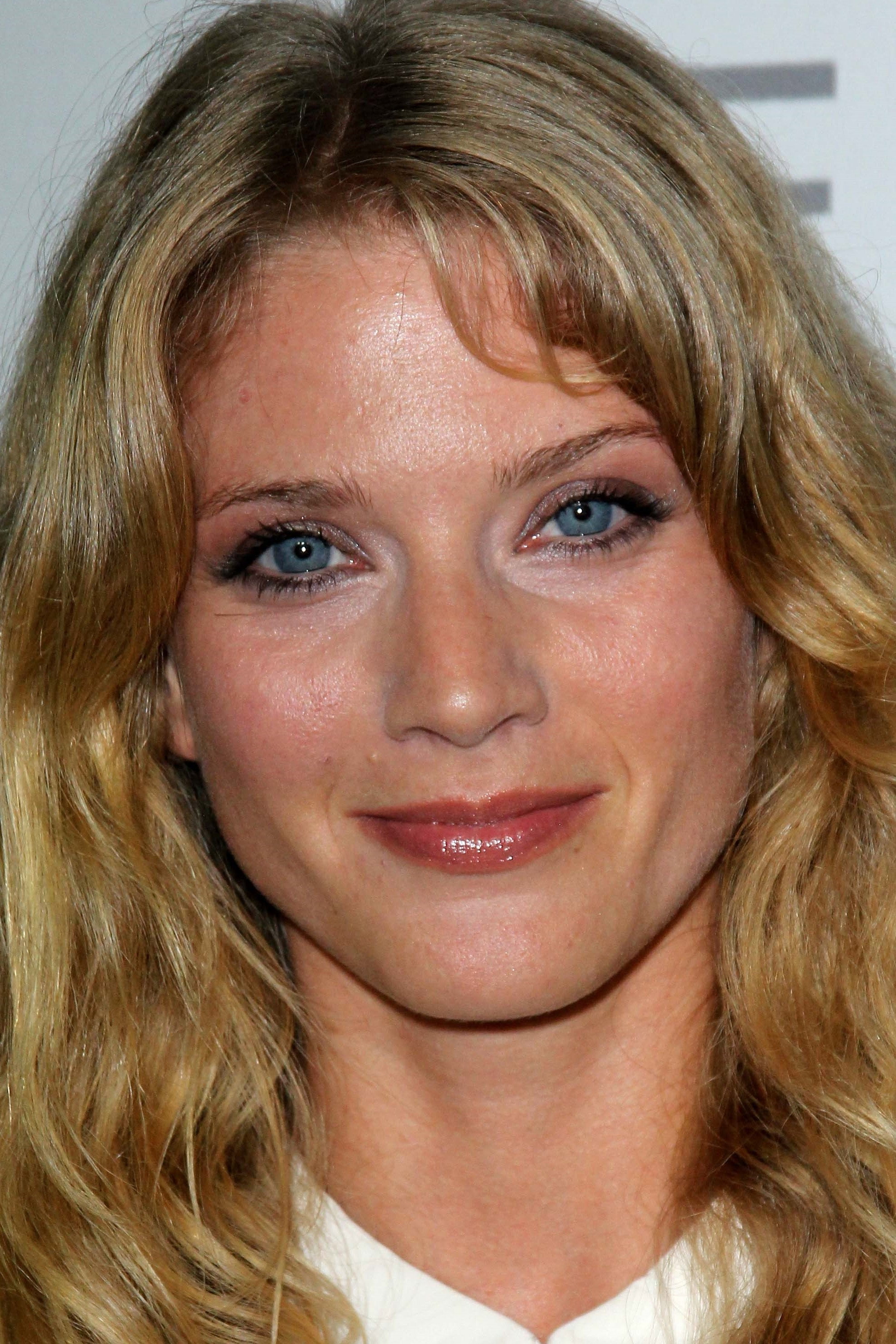 Winter Ave Zoli's poster