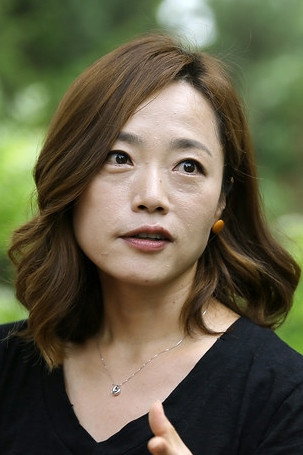 Yoon Jin-seong's poster