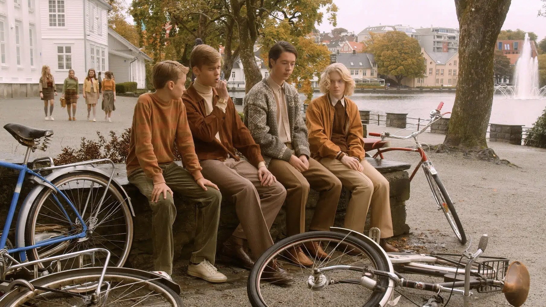 The Coins's poster
