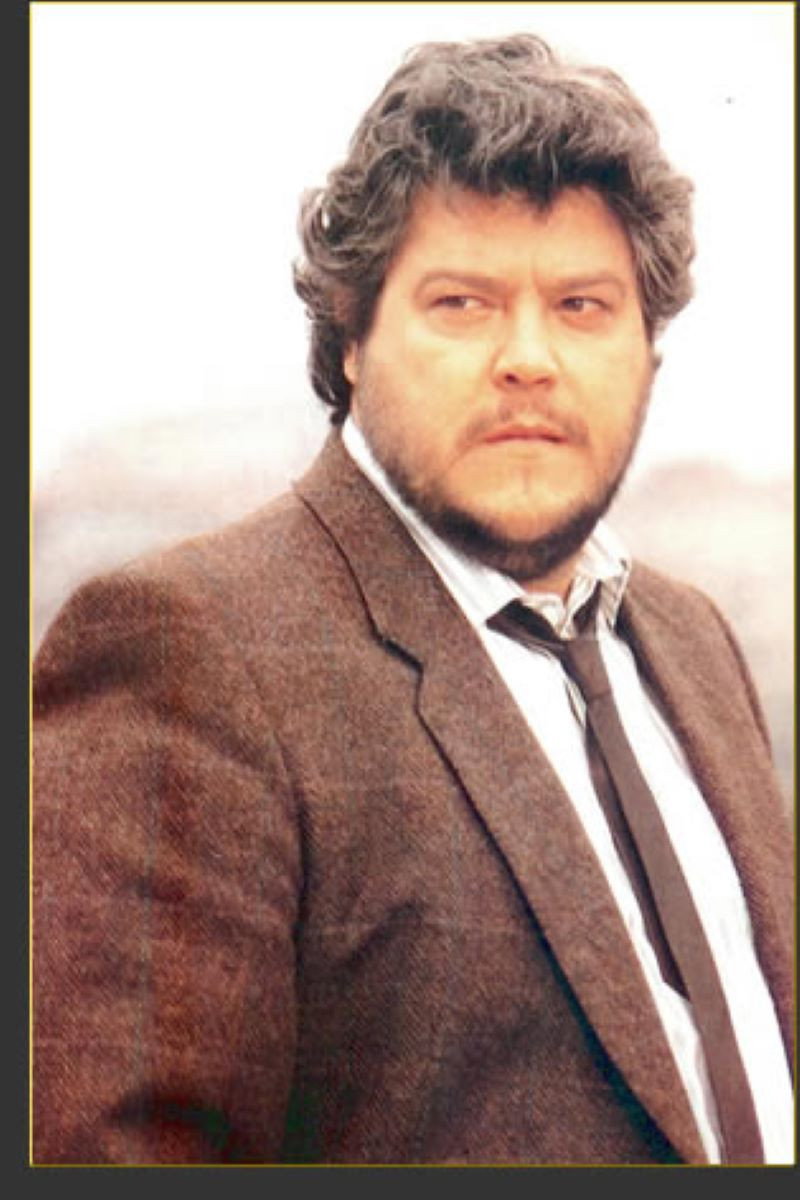 Caco Senante's poster