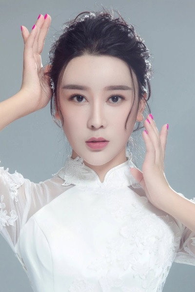 Shi Xuanru's poster