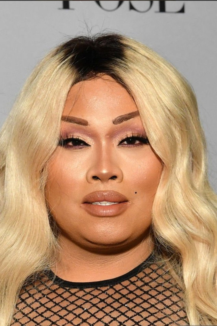Jiggly Caliente's poster