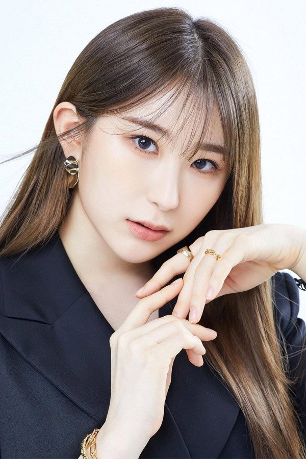 Lee Chae-yeon's poster