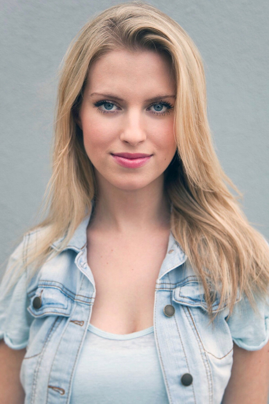 Barbara Dunkelman's poster