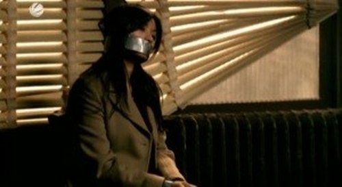 Escena del episodio 12 de la temporada 1 de la serie Threat Matrix