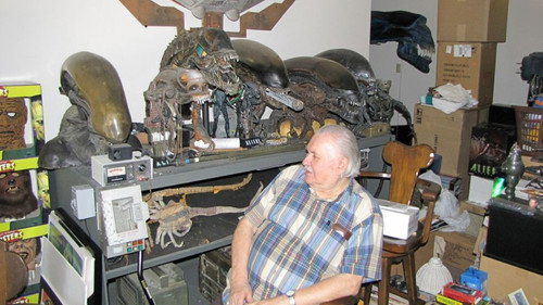 Aliens in the Basement: The Bob Burns Collection Backdrop Blur