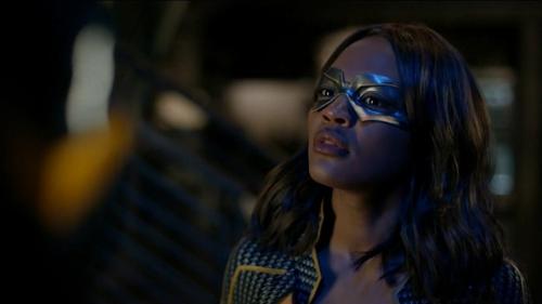 Escena del episodio 10 de la temporada 3 de la serie Black Lightning